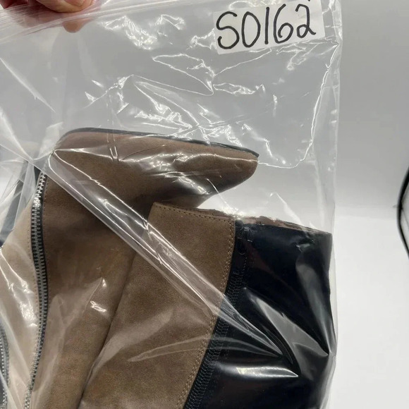 JustFab Remi Womens 7.5 Suede Block Heel Booties Pointed Toe Colorblock Zip Boot - Picture 16 of 16